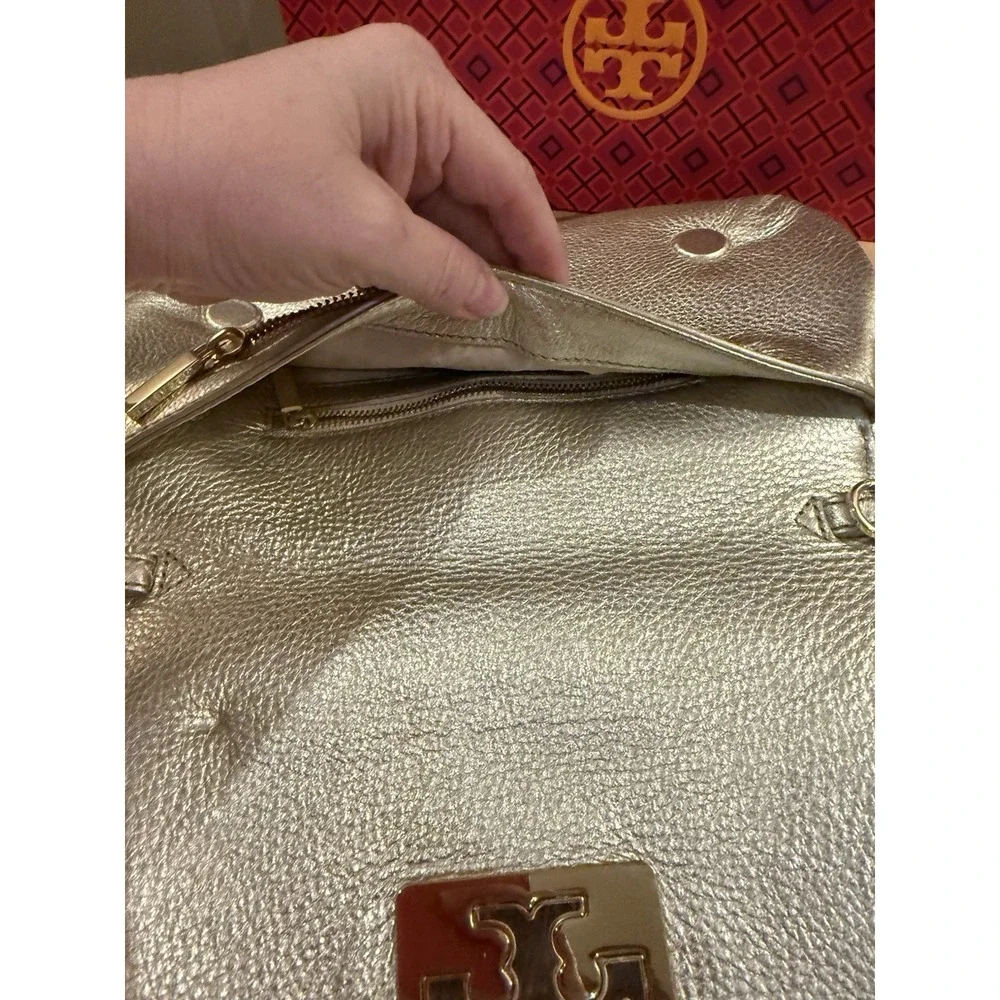 Tory Burch tory burch